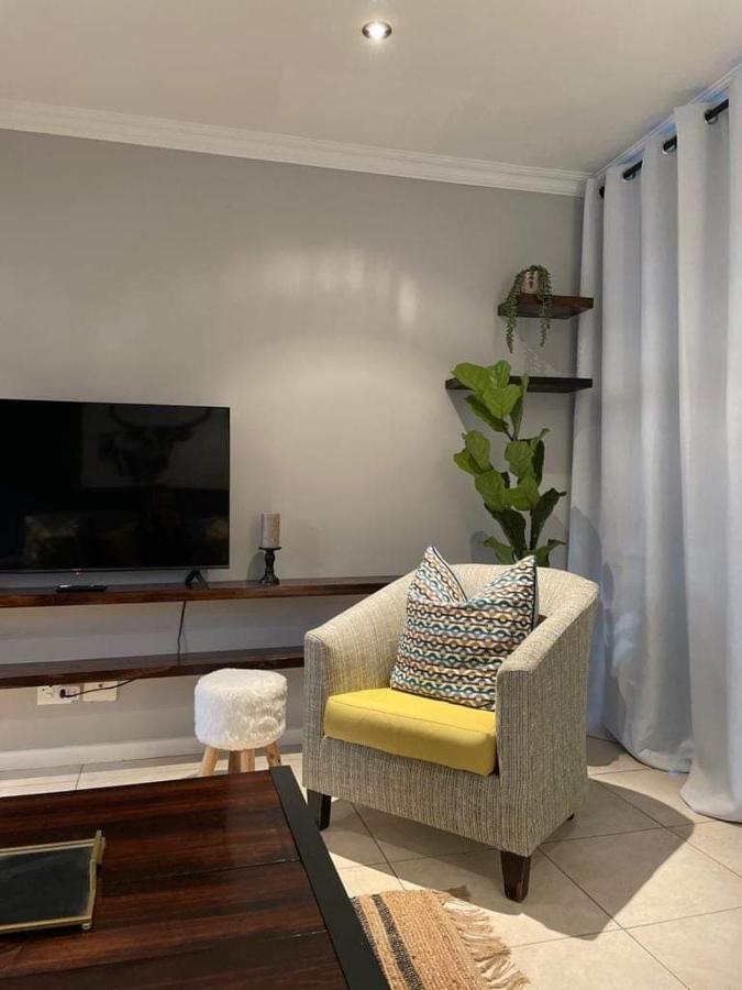 Lux Apartment Plett Plettenberg Bay Bagian luar foto